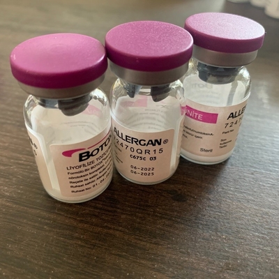 Tipo de Allergan  uma cara fina e uns ombros do anti enrugamento de Botulax do abrandamento do músculo