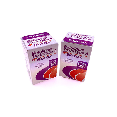 Tipo uma injeção das unidades de  100 Allergan para a face lift